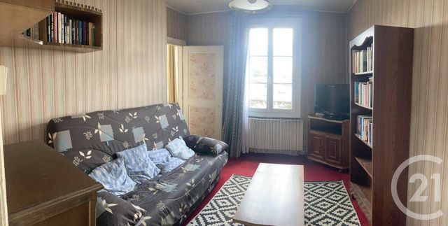 Afficher la photo en grand Appartement F3 à vendre - 4 pièces - 71.23 m2 - CLERMONT - 60 - PICARDIE - Century 21 Adès
