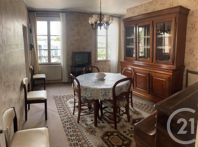 Afficher la photo en grand Appartement F3 à vendre - 4 pièces - 71.23 m2 - CLERMONT - 60 - PICARDIE - Century 21 Adès