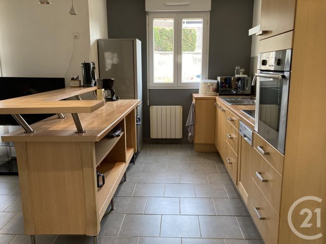 Afficher la photo en grand Appartement F2 à vendre - 2 pièces - 40.1 m2 - CLERMONT - 60 - PICARDIE - Century 21 Adès