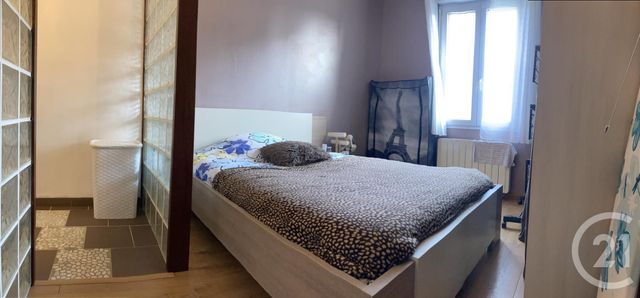 Afficher la photo en grand Appartement F2 à vendre - 2 pièces - 40.1 m2 - CLERMONT - 60 - PICARDIE - Century 21 Adès