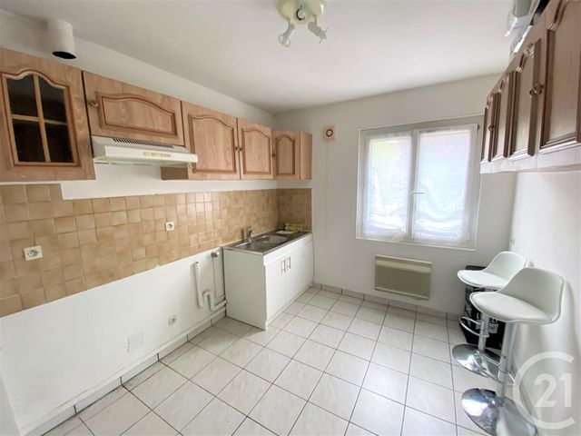 appartement à louer - 2 pièces - 32.97 m2 - CLERMONT - 60 - PICARDIE - Century 21 Adès